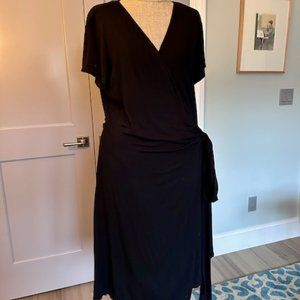 MAX STUDIO | Woman's Short Sleeve Wrap Dress in Black, size XL